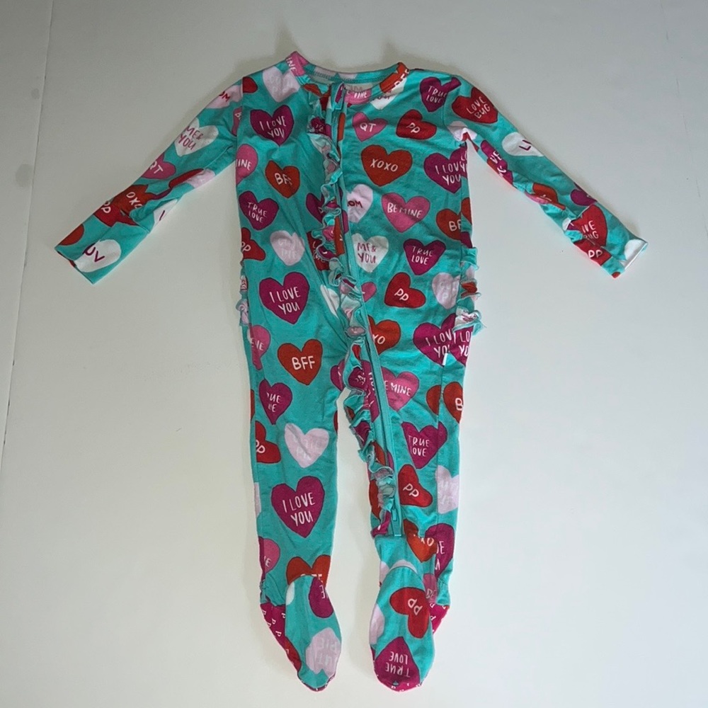 Posh Peanut Valerie Conversation Hearts Ruffle Zippered Footie - 3-6 months